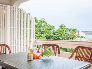 Outdoor dining - Appartement Rajka by Interhome (Pag/Zubovići)