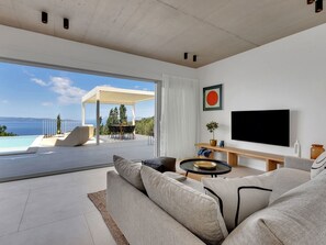 TV - Villa Sara - Stunning View by Interhome (Podgora)