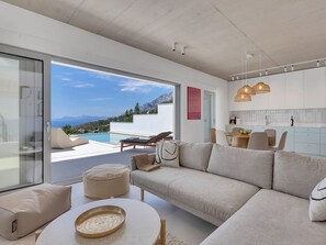 TV - Villa Ester - Stunning View by Interhome (Podgora)