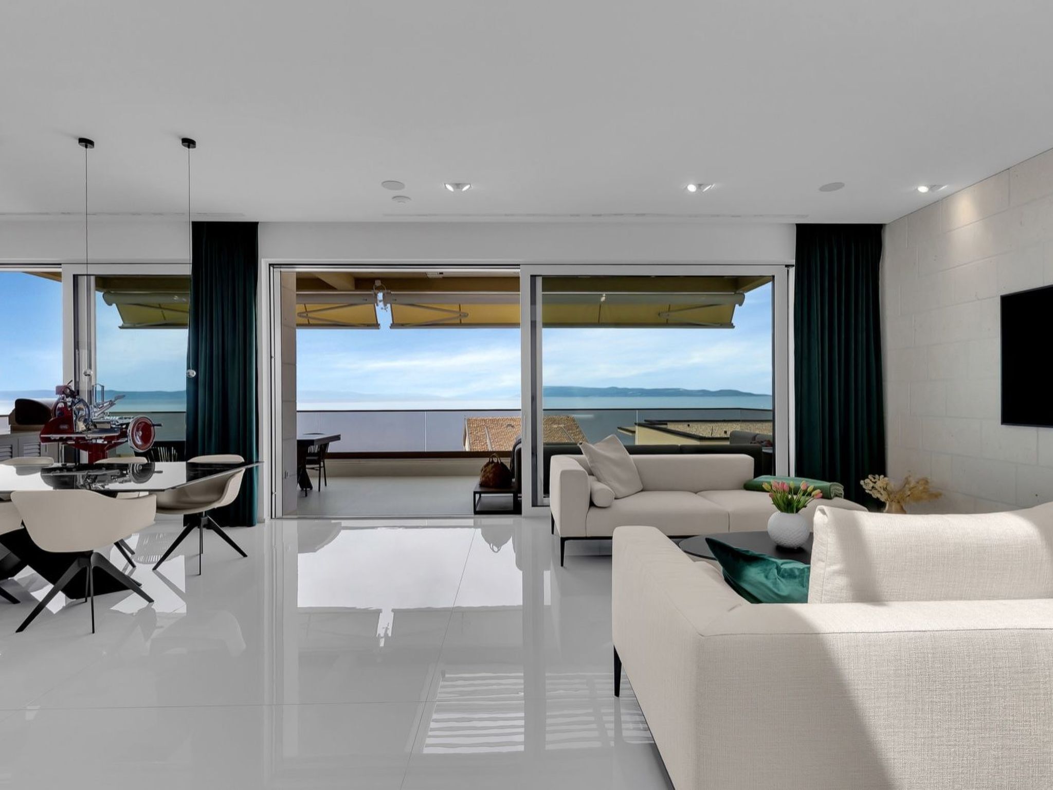 リビング エリア