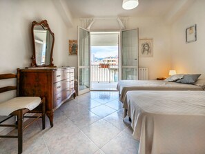 Room - Elvira Wohnung by Interhome (Avola)