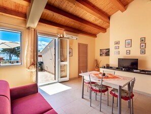 TV - Villa Tonnara 50 m Strand Meerblick Borgo Gebiet by Interhome (Avola)