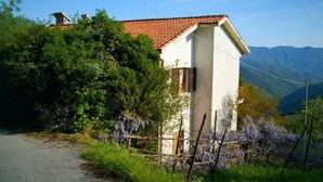 Unclassified image, 5 of 19, button - Panoramahaus zwischen den Cinque Terre und Portofino by Interhome (Borzonasca)