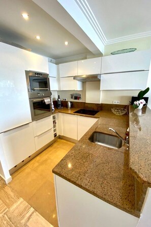 Fridge, microwave, oven, cookware/dishes/utensils - Le Panomagique by Interhome (Villefranche-sur-Mer)