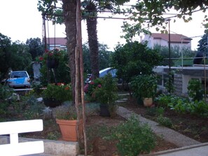 Property grounds - "App žardin" mit Balkon by Interhome (Krk/Punat)