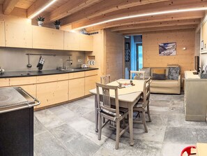 Interior - Chalet 'Casa al Pozzo' mit Bergblick by Interhome (Torre di Santa Maria)