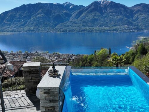 Ferienvilla 'Makatea' mit eigenem Jacuzzi by Interhome