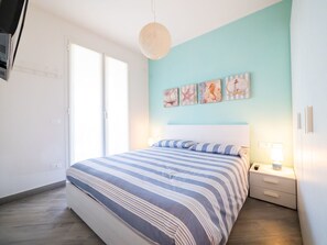 Internet - Perla Abernathy - Haus mit Pool und Garten by Interhome (Boissano)