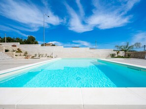 Pool - Wohnung 'Villa Stefania by Interhome (Calabernardo)