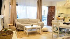 Living area - Ferienvilla El Oasis by Interhome (L´Eliana)