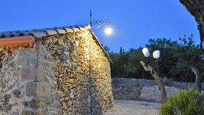Property grounds - Mirriusa' Ferienhaus mit Jacuzzi by Interhome (Calabernardo)