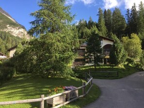 Property grounds - Chesa Giannuot by Interhome (La Punt-Chamues-ch)