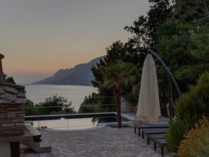 Pool - Villa Relax Brela by Interhome (Brela)