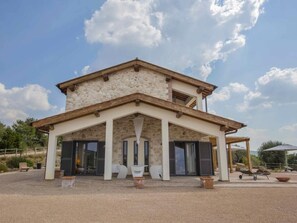 Exterior - Traumhaftes Anwesen mit Schwimmbad in Meernähe by Interhome (Manciano)