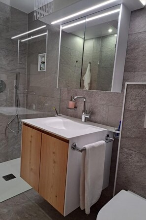 Towels - Crusch 32 by Interhome (Samedan)
