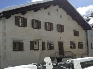 Esterni