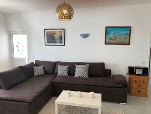 TV, DVD player - CASA MERLIN by Interhome (Carvoeiro)