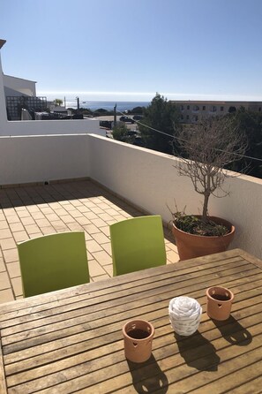 Outdoor dining - CASA MERLIN by Interhome (Carvoeiro)