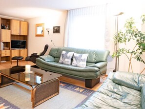 TV - Chesa La Capriola by Interhome (Sils Maria)