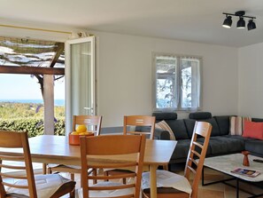 Dining - Villa mit Meerblick U Castagnu in geschützter Natur by Interhome (Cervione/Castagniccia)