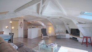 DVD player - Loftartige Wohnung in ruhiger Lage in Cannes by Interhome (Cannes)