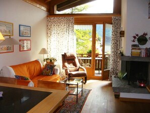 TV, DVD player - Apparthotel Pöstli Nr. 307 by Interhome (Maloja)