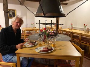 Dining - mit Terrasse by Interhome (Stárkov)