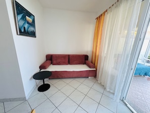 TV - für drei Personen by Interhome (Klek)