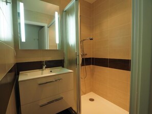 Bathroom - Valcros by Interhome (La Londe Les Maures)