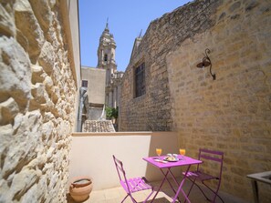 Outdoor dining - 'Casa degli Archi by Interhome (Modica)