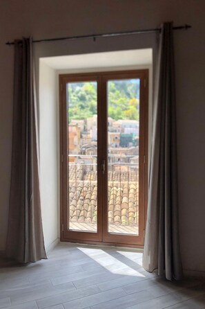 Interior - 'Malteser 16' mit Wallbox by Interhome (Modica)