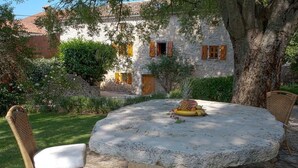 Outdoor dining - Casa Gaia Grande by Interhome (Fabci)