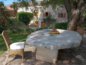 Outdoor dining - Casa Gaia Grande by Interhome (Fabci)