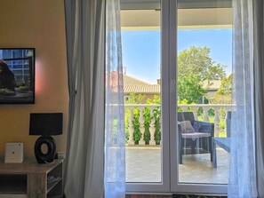 Interior - Wunderschönes Appartement in Bužinija mit Schöner Terrasse by Interhome (Buzinija)
