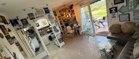 リビング エリア