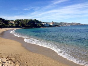 Beach - "Villa Cypangha" by Interhome (Sainte Maxime)
