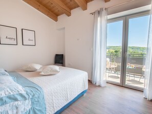 Internet - Villa Violette mit Pool nahe Stadtzentrum by Interhome (Drenje)