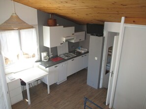 Fridge, microwave, oven, dishwasher - Ruhige Ecke in der Nähe von allem zu Fuß by Interhome (Cavalaire)
