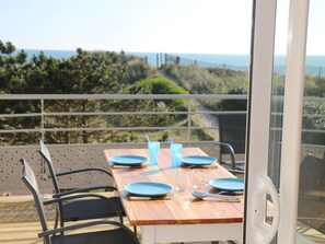 Outdoor dining - l'Escale dunes, Strände 20 Meter entfernt, Meerblick by Interhome (Bretteville sur Ay)