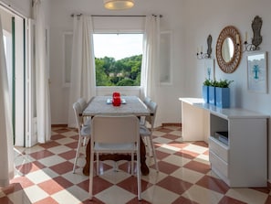 Dining - Moderne, frische Familienvilla Allondra by Interhome (Es Migjorn Gran)