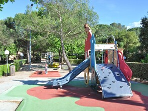 Children’s area - stacaravan camping Lei Suves cote d'azur Var by Interhome (Les Issambres)