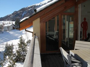 Outdoor dining - Sur Puoz 13 by Interhome (Samedan)