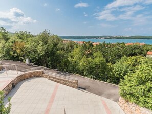 Property grounds - Große Wohnung in Klimno mit Möbliertem Balkon by Interhome (Krk/Čižići)