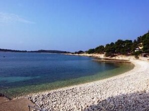 Beach - Appartement in Banjole mit Garten und Grill by Interhome (Pula/Banjole)