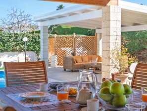 Outdoor dining - Sterlizia, Villa mit Pool in Meeresnähe by Interhome (Scicli)