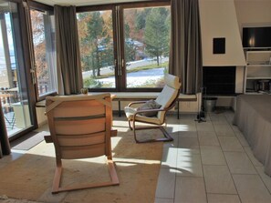 TV, fireplace - Arnica 2 La Punt by Interhome (La Punt-Chamues-ch)