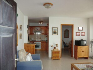 TV, DVD player - Apartment Adelfa by Interhome (Los Gigantes)