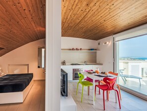 Dining - Appartamento con 1 camera da letto by Interhome (Cava d'Aliga)