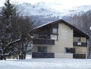 Exterior - Chesa Margretta by Interhome (Sils Maria)