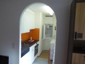 Fridge, microwave, oven, dishwasher - Chesa Margretta by Interhome (Sils Maria)